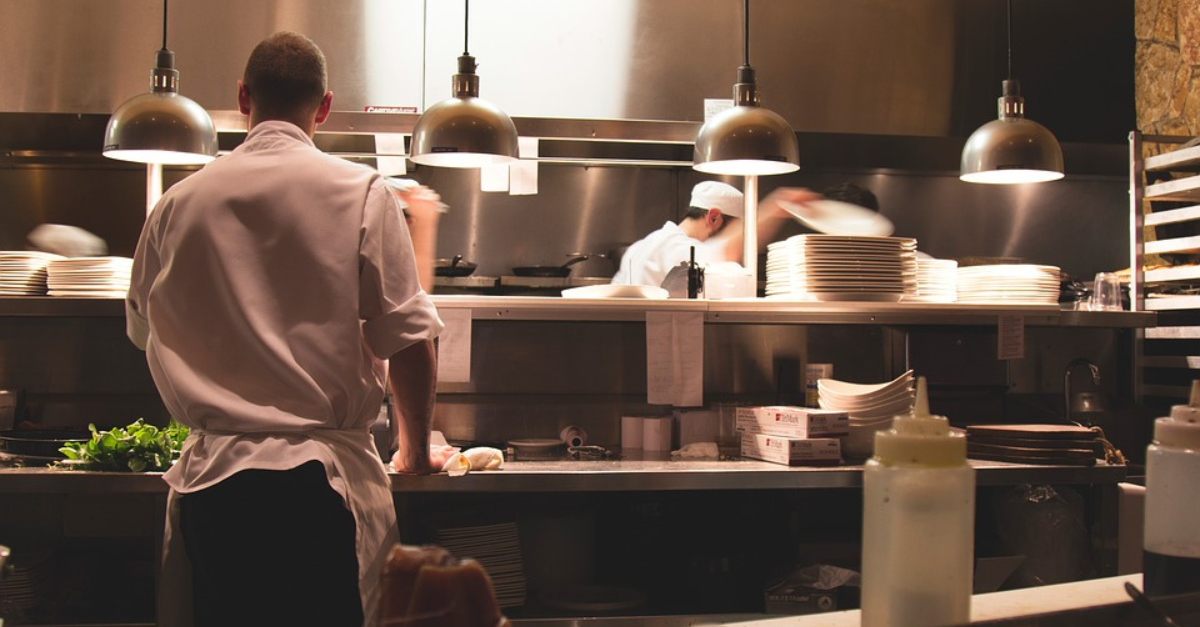 How a PEO Partner Helps With the Restaurant Industry’s Recovery
